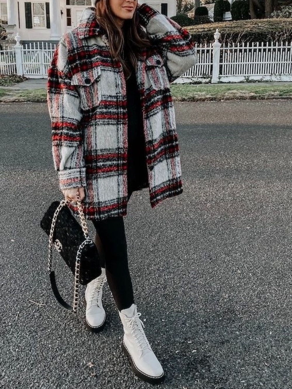 Bagatelle NYC Plaid black/red Shacket